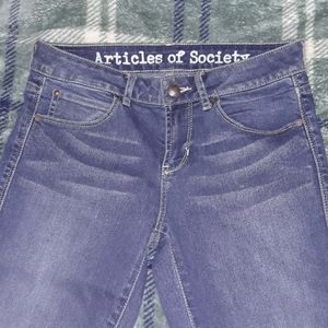 SOLD Cute jeans, like new!